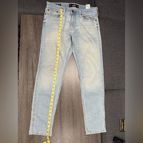 Hollister Light Blue Men's Straight Jeans - Picture 5 of 10